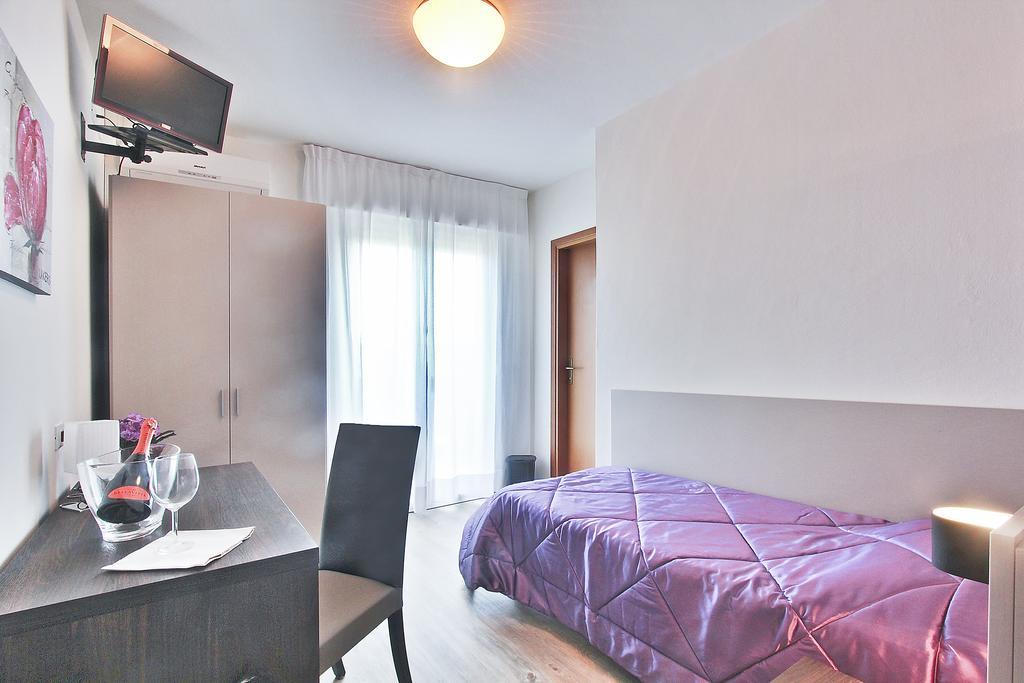 ליגננו סביאדורו Hotel Gambrinus חדר תמונה