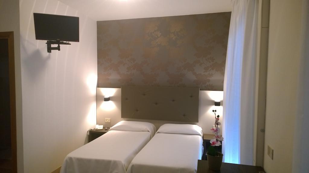 ליגננו סביאדורו Hotel Gambrinus מראה חיצוני תמונה