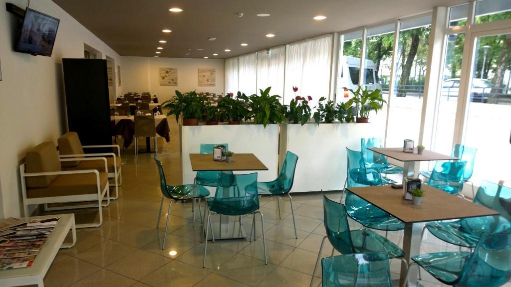 ליגננו סביאדורו Hotel Gambrinus מראה חיצוני תמונה